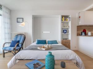 Appartements Apartment Les Trois Iles-10 by Interhome : photos des chambres