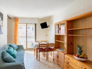 Apartment Saint James-11 by Interhome