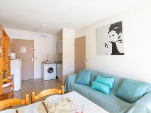 Appartements Apartment Saint James-11 by Interhome : photos des chambres