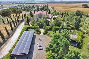 Luxury Villa in Tuscany with Pool near Pisa and Florence - Eight Bedrooms 14 pl