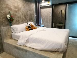 LOFT Zone by โรงแรมพรรณ