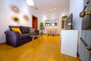 Patio Rialto Apartment