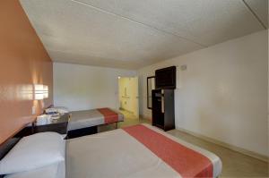 Motel 6-San Antonio, TX - Downtown - Market Square
