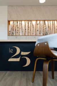 Hotels HOTEL LE 25 : photos des chambres