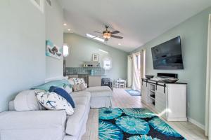 Idyllic South Bethany Home with Private Beach Access