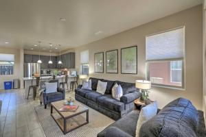 Centrally Located Flagstaff Vacation Home with Patio - 3hvězdičkové hotely ve městě Flagstaff