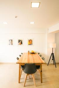 Modernes Haus mit spektakulärem Meerblick und Pool