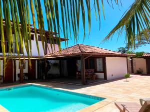 Loft a 600 metros da praia c piscina em Buzios RJ