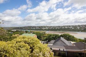 "C" Cottage overlooking the Bushmans River
