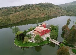 HACIENDA LA HUERTEZUELA y CASA DEL LAGO - Adamuz