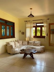 Casa Flamboaiã, Aluguel de Temporada, Guaibim, BA