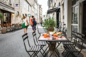 Hotels Hotel Le Bord'O Vieux Port : photos des chambres