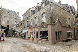 Appartements Au coeur des Remparts de Guerande: logement pour 4 : Appartement 2 Chambres