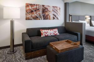 SonestaNashville Airport Suites