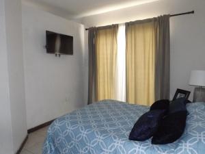 Departamento UNIVERSITARIO en fraccionamiento privado