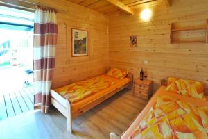Comfortable holiday homes, garden, playground