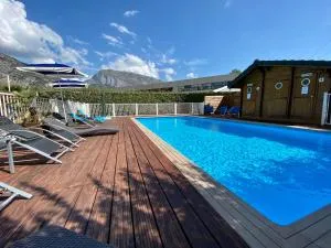 Hôtel Le Néron - Logis - 奥特朗