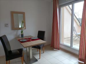 Appartements Residence de la Source by Euclenima : photos des chambres