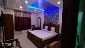 Hotel Shalimar Executive, Uran Islampur - Malkāpur