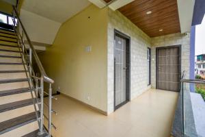 Treebo Prince Palace with Swimming Pool