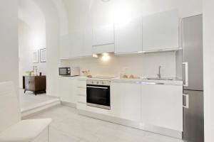 Ponte Cavour Apartment