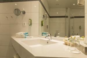 Aribo Hotel