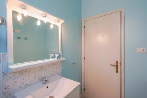 Double Room with Private External Bathroom