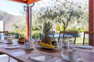 Villa Arbareto with heated swimming pool