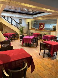 Hotels Le Grand Hotel : photos des chambres