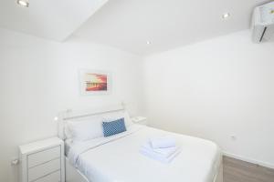 Atlantic Breeze Apartments by Atlantic Places