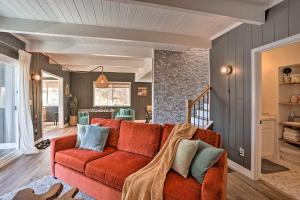 Stunning Lake Arrowhead Cabin with Lake Views!