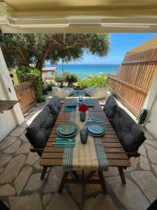 Just my dream beachfront Home 34 in Glyfada beach Corfu by New Era