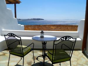 Parathyro sto Aigaio 2 - Small Suites Tinos Greece