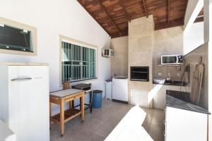 CASA JACUÍ A 350 METROS DA PRAIA