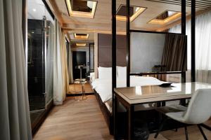 Junior Suite room in Eden Luxury Suites Terazije
