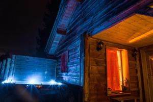 Chalets La Cabane a l'Oree des Bornes : photos des chambres