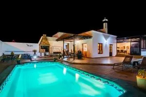 Eslanzarote Acoruma House, Super Wifi, Heated Pool - Güime