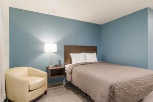 QUEEN SUITE room in WoodSpring Suites Smyrna-La Vergne