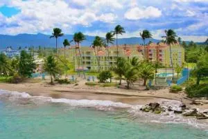 3Bedrm Beach Penthouse with Rooftop Terrace & WiFi - Vieques