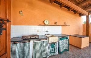Nice Home In Marina Di Modica With Wifi