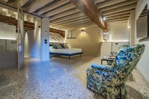 Corte Rubbi 1 A True Canal-side Experience