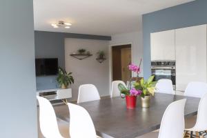 Azur Bleu 4 étoiles Annecy centre-ville et lac lumineux