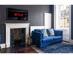 Bennetts Lodgings - Stylish 2BR Georgian Flat - Heart of Bath - Sleep 6