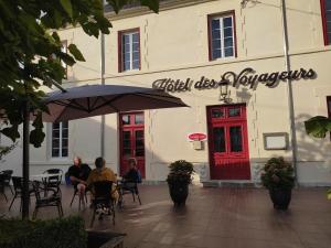 Hotels Hotel des Voyageurs : photos des chambres