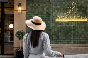 Doña Lola Alojamientos Boutique - 卢塞纳