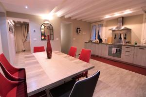 San Marco Fenice 3bdr 2bth apartment