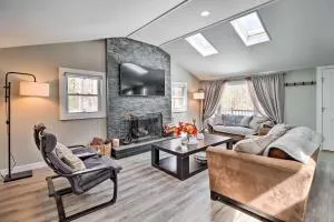 Modern Pocono Mountain Home with Hot Tub and Fireplace - Arrowhead Lake