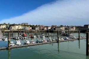 Appartements Dieppe pied plage VUE MER IMPRENABLE : photos des chambres