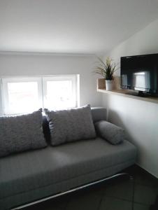 Apartment in Novi Vinodolski with sea view, terrace, air conditioning, Wi-Fi (3667-4)