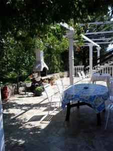 Apartment in Novi Vinodolski with sea view, terrace, air conditioning, Wi-Fi (3667-3)